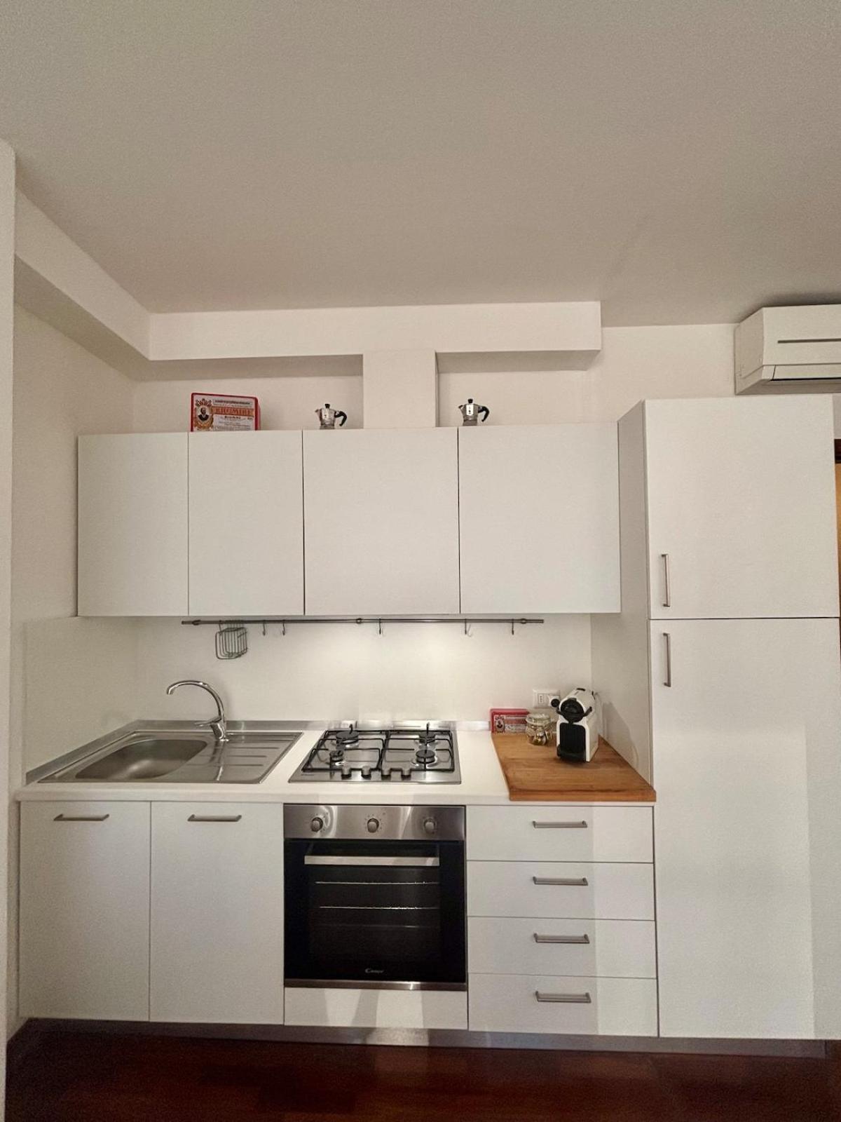 Large Cozy In Porta Romana - Ied Apartment Mailand